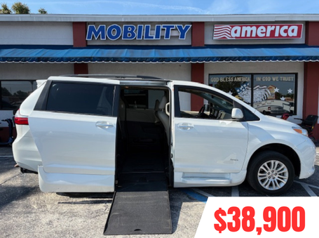 2015 Toyota Sienna Wheelchair Van