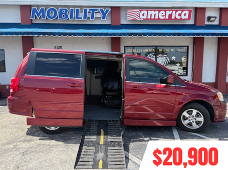 2011 Dodge Grand Caravan Wheelchair Van