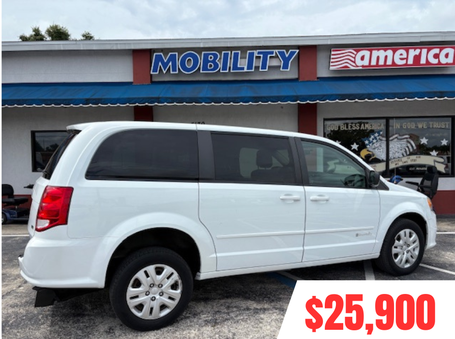 2015 Dodge Grand Caravan Wheelchair Van