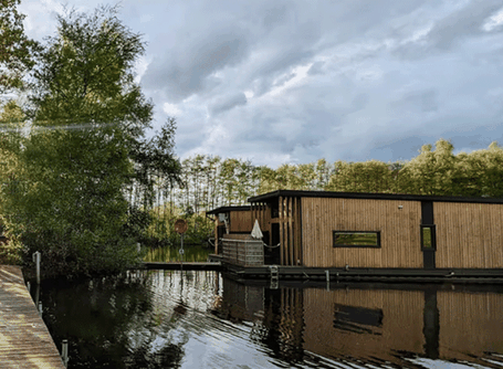 Hausboot Lena mieten Papenburg 2025