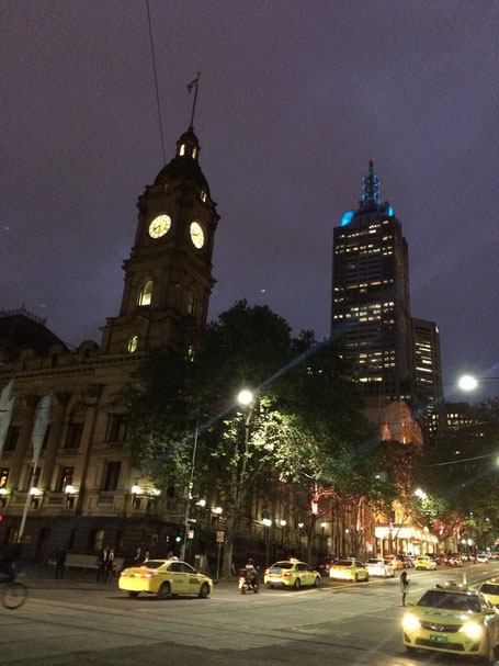 Melbourne at night