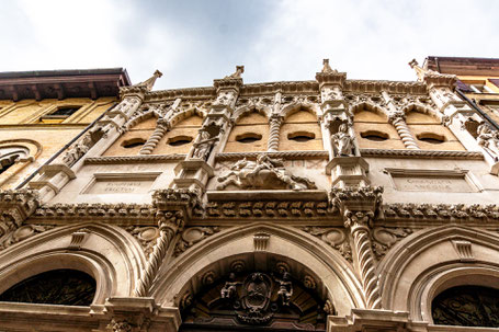 Ancona:Loggia dei Mercanti