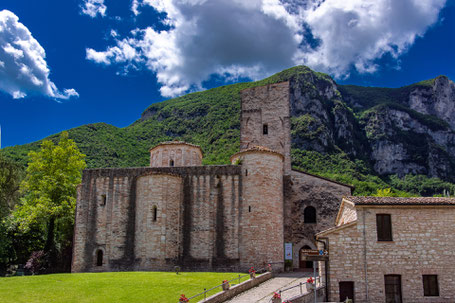 Abbazia di San Vittore alle Chiuse