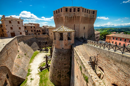 Castello di Mondavio