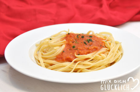 Tomatensoße aus frischen Tomaten Thermomix, Tomatensoße Thermomix, Tomatensoße vegan