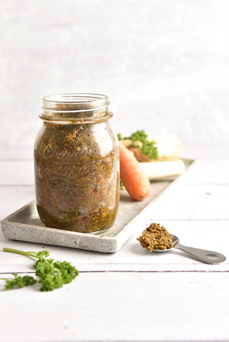 Gemüsebrühe, Gemüsebrühepaste, Gemüsebrühe selbstgemacht, Gemüsebrühe Thermomix, Vitam selbstgemacht