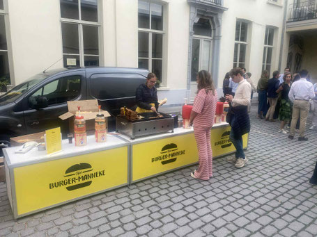 Mobiele toog hamburgerkraam