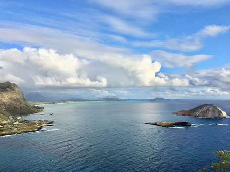 オアフ島マカプウポイントからの景色