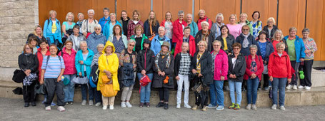 Das Gruppenbild der LandFrauen beim Ausflug nach Schwäbisch Hall