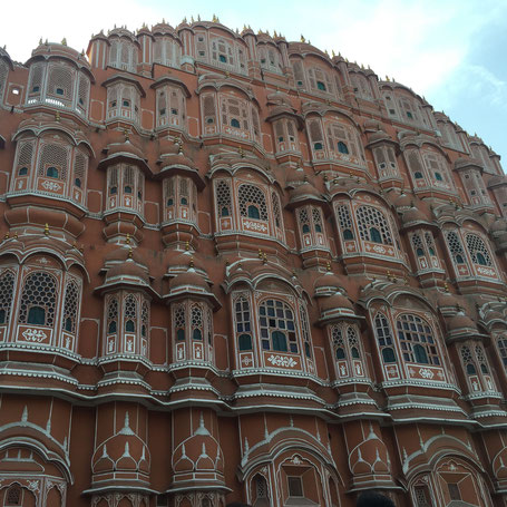 Hawa Mahal - Palace of Winds Jaipur, privat  round trip Rajasthan by taxi