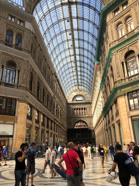 backpacking_neapel_galleria_umberto