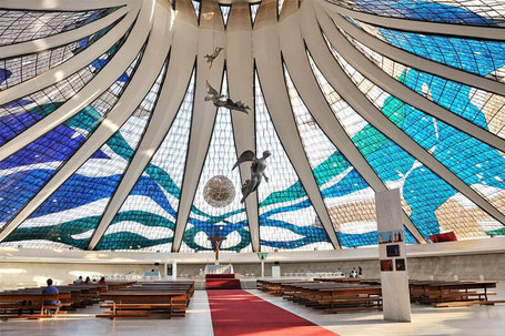 Brasília-Catedral Metropolitana (interior)