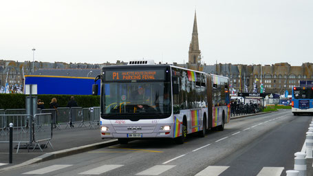 MAN Lion's City G A23 du réseau Irigo d'Angers. Il est photographié sur l'avenue Louis Martin, à l'occasion de la Route du Rhum 2022.