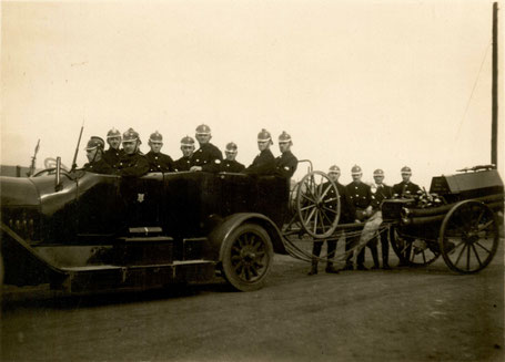 Mannschaftswagen Audi mit Motorspritze, 1929