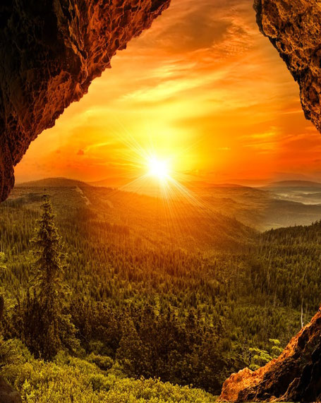 Sonnenaufgang in den Bergen