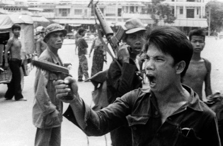 Entrée des Khmers rouges dans Phnom Penh le 17 avril 1975