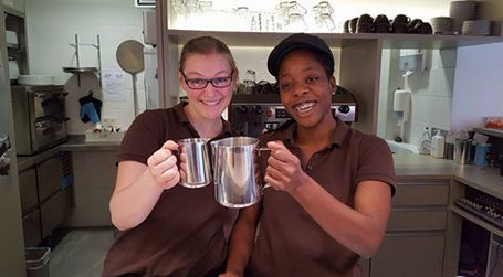 Champions of the coffee machine:Lea on the left and Justine on the right