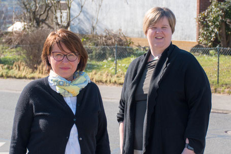 Petra Neubert (links im Bild) mit Gudrun Gebhardt