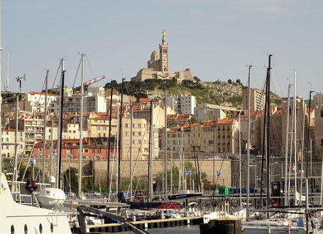 da sind wir ganz hoch geradelt - Notre-Dame-de-la-Garde in Marseille