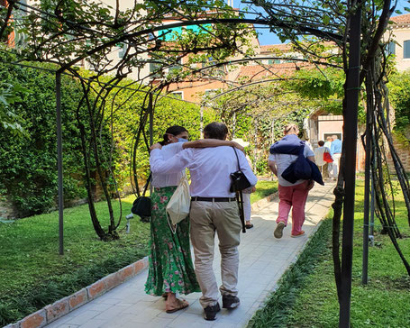 ca´nigra lagoon & resort, garden tour of venice, secret gardens of venice