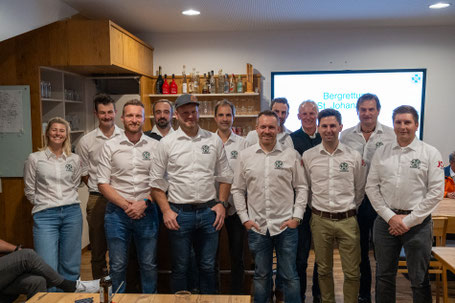 v.l.n.r.: Alexandra Hasenauer, Mario Reiter, Thomas Ausserhofer, Franz Öbster, Reinhard Dorfer, Bernhard Leitner, Martin Stifter, Reinhold Kocher, Michael Schweiger, Hans Peter Kulterer, Othmar Promegger, Thomas Schwaiger