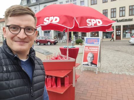 Wahlkampfstand mit Robert Drews