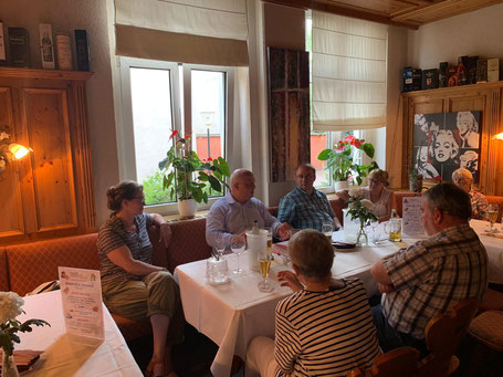 Juliane Kleemann und Andreas Schmidt beim OV Salzwedel
