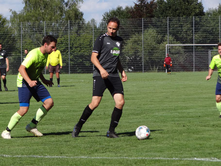 Der eingewechselte Stefan Amann (rechts) zeigte eine solide Leistung, konnte die Niederlage aber auch nicht abwenden.