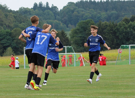 Tore, Tore, Tore! Mit 5:2 wurden die Gäste aus Ulm aus dem Pokal geschossen.