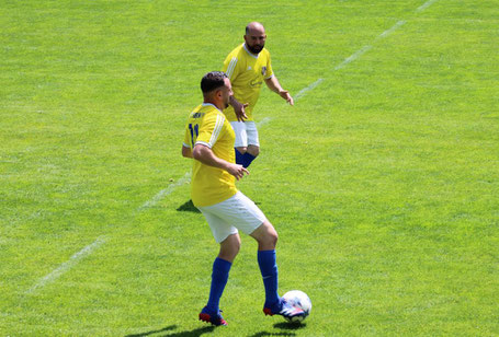 Kamen am letzten Spieltag der Reserve zu ihrem ersten bzw. zweiten Saisonspiel: Alessandro Saverino und Sezgin Pasov