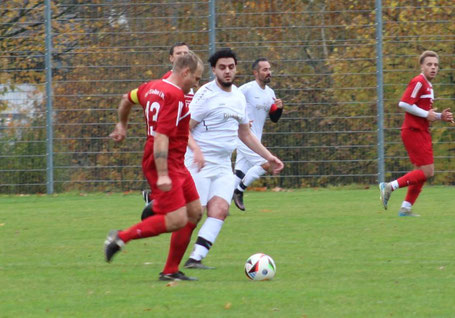 Innenverteidiger, Aushilfe und Ersatzkapitän. Das sind gleich drei Positionen auf einmal. Daniel Scheffold räumte auch im Spiel ab, was möglich war.
