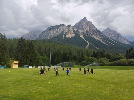 Andere starten in den Urlaub - unsere Jungs bereiten sich auf die neue Saison vor.