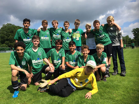 Von links oben: Meraj, Dennis, Neils, Alessandro, Jannik, Jan Hendrik, Adrian, Timon Von links unten: Raed, Benjamin, Flavio, Samet, Leon Fabian und Emil.  