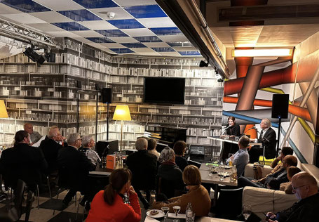 Das Foto stammt vom FB-Beitrag Cafe Korb.