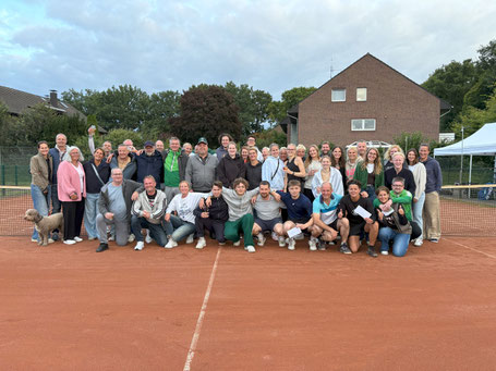 Gruppenbild der Teilnehmer