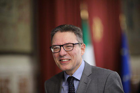 Luciano Floridi