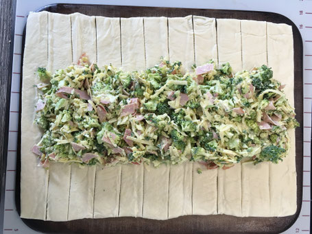 Zauberstein von Pampered Chef mit Pizza