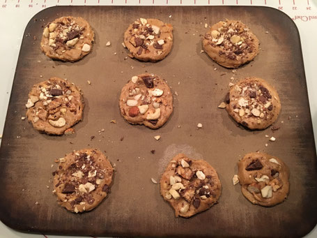 Cookies vor dem backen auf dem Zauberstein