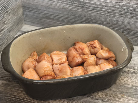 Tontopf mit Hähnchenfleich