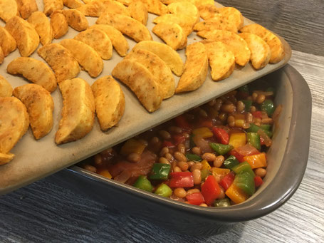 Backformen von Pampered Chef mit Gemüse und Kartoffeln