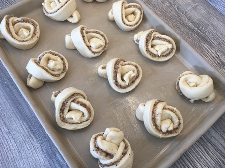 Nuss- Schleifen vom großen Ofenzauberer vor dem backen