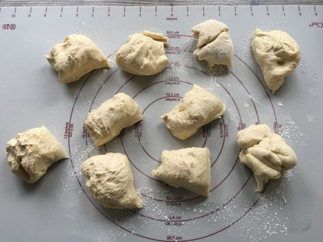 Teiglinge auf Backmatte