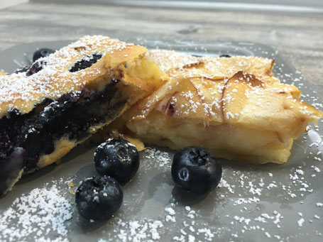 Pfannkuchen fertig zubereitet und dekoriert