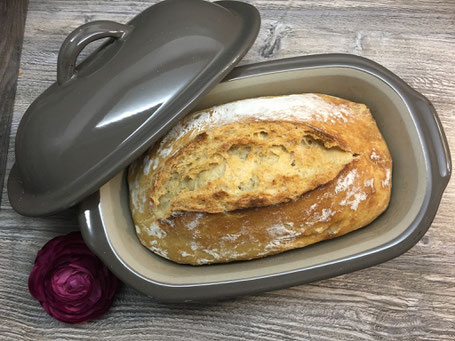 Kleiner Zaubermeister von Pampered Chef mit Brot
