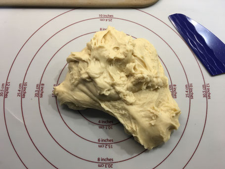 Teig auf Backmatte von Pampered Chef