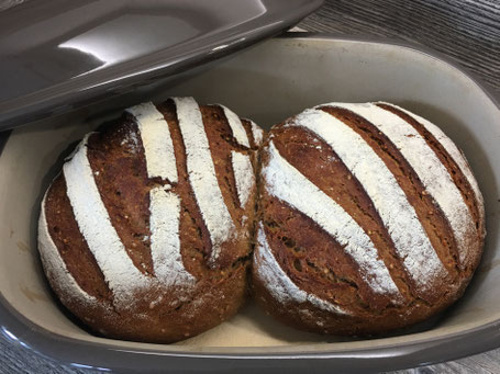 Brotteig nach dem backen im Ofenmeister von Pampered Chef