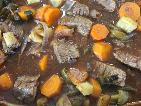 Gulasch aus dem Zaubermeister von Pampered Chef
