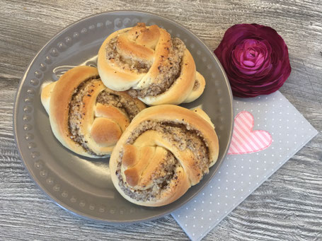Nuss- Schleifen vom großen Ofenzauberer