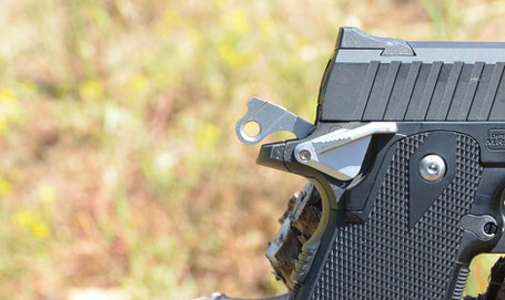 chien-replique-poing-arme-de-airsoft-boutique-ligne-furets-enrages