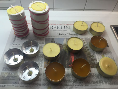 die frisch gegossenen Kerzen müssen auskühlen
